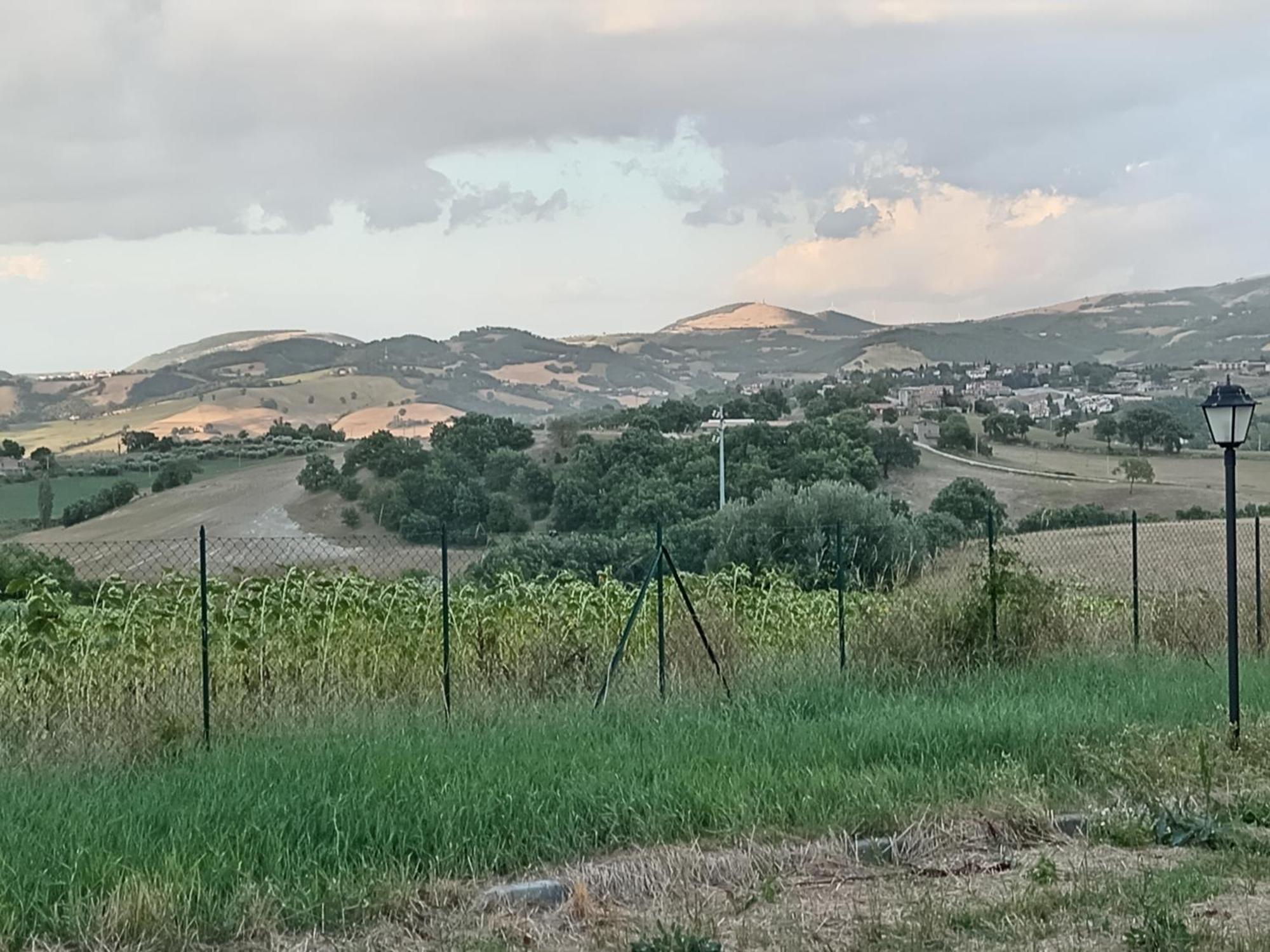 Villa Claudi Camerino Eksteriør bilde